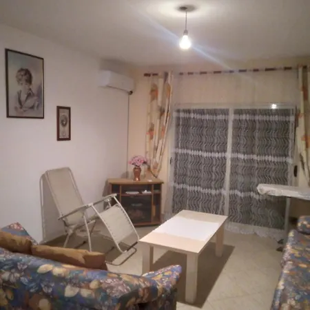 Villa Tahiri 3 *